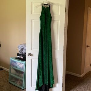 Stunning emerald green formal dress